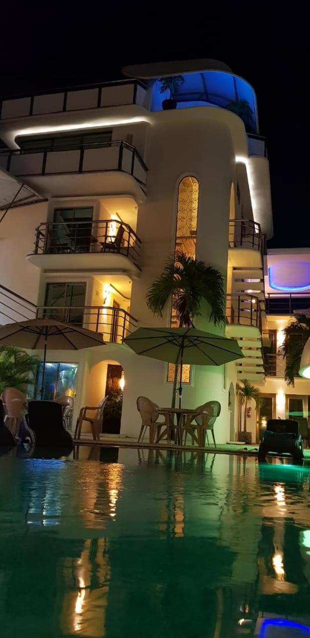 Hotel Blue Star แคนคูน ภายนอก รูปภาพ